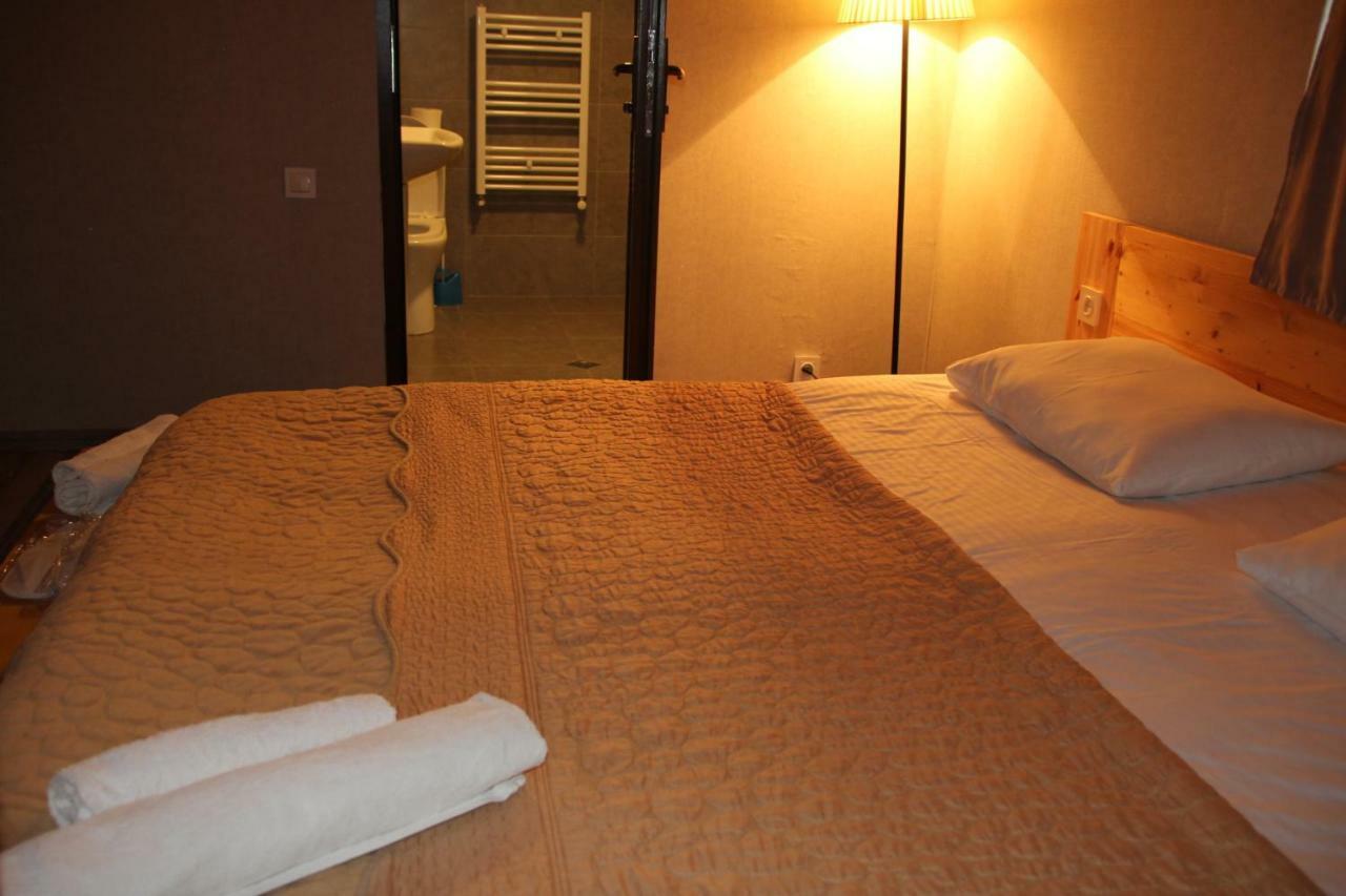 Sakhli Laghamshi Hotel Mestia Ngoại thất bức ảnh