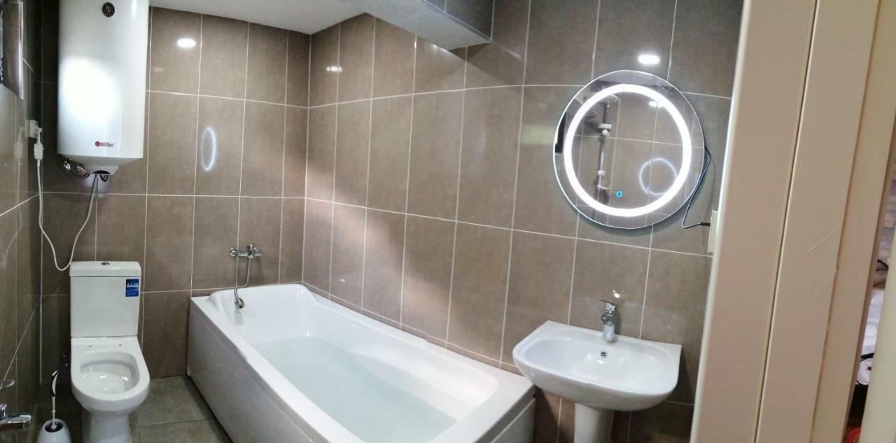 Sakhli Laghamshi Hotel Mestia Ngoại thất bức ảnh